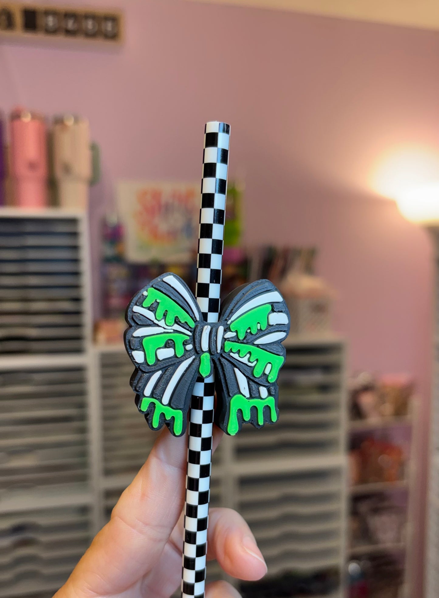 Spooky bow